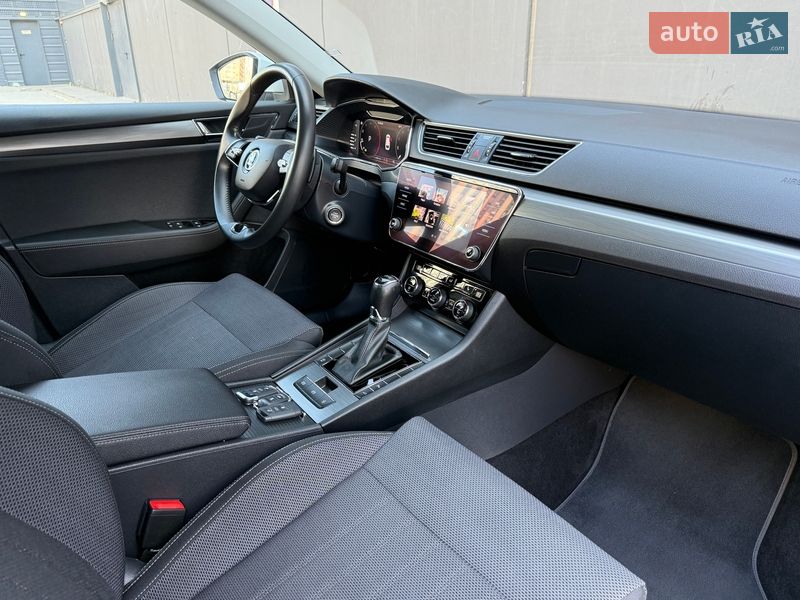 Универсал Skoda Superb 2021 в Киеве фото 68 Универсал Skoda Superb 2021 в Киеве
