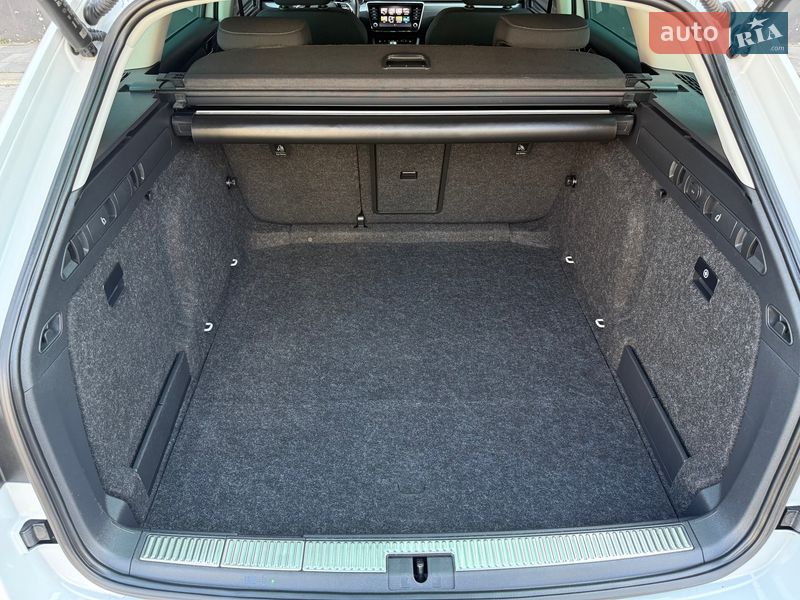 Универсал Skoda Superb 2021 в Киеве фото 90 Универсал Skoda Superb 2021 в Киеве