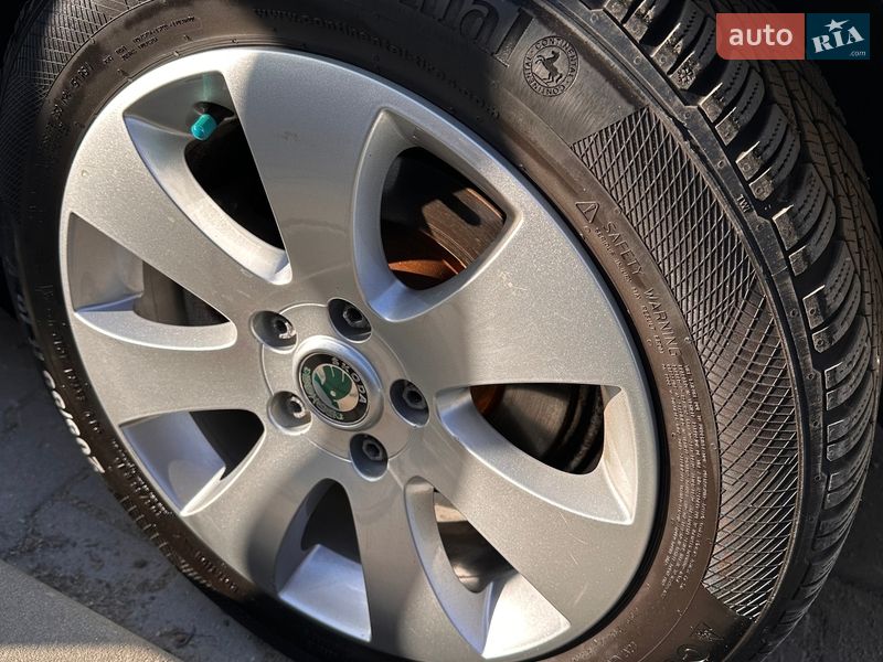 Универсал Skoda Superb 2011 в Луцке фото 27 Универсал Skoda Superb 2011 в Луцке