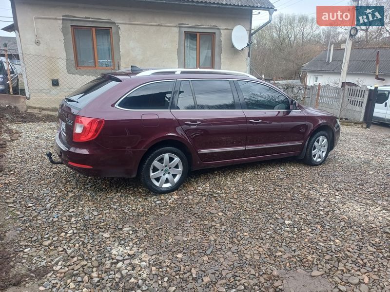 Универсал Skoda Superb 2011 в Кицмани фото 2 Универсал Skoda Superb 2011 в Кицмани