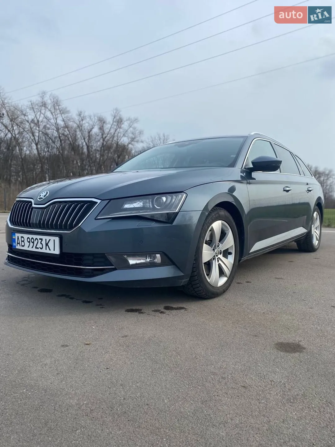 2019 Skoda Superb - мініатюра 2