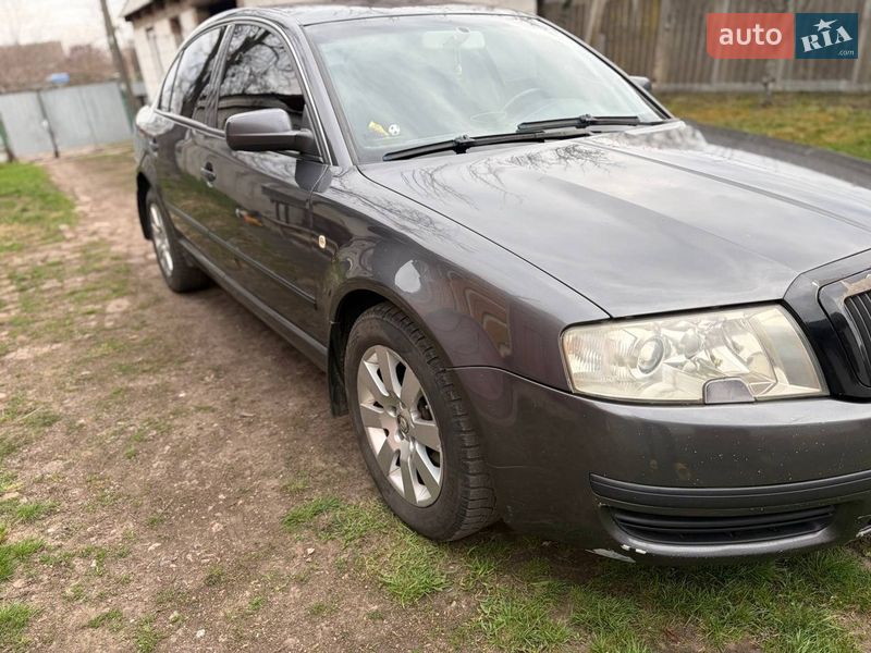 Лифтбек Skoda Superb 2004 в Хороле фото 11 Лифтбек Skoda Superb 2004 в Хороле