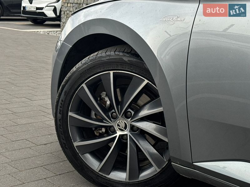 Лифтбек Skoda Superb 2015 в Мукачево
