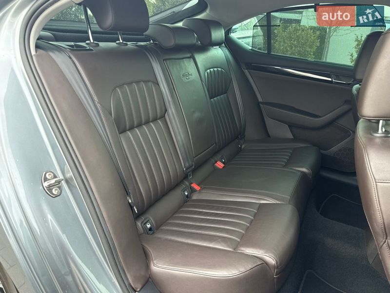 Лифтбек Skoda Superb 2015 в Мукачево