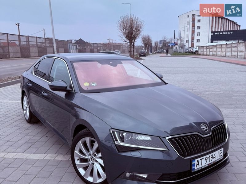 Лифтбек Skoda Superb 2017 в Ивано-Франковске