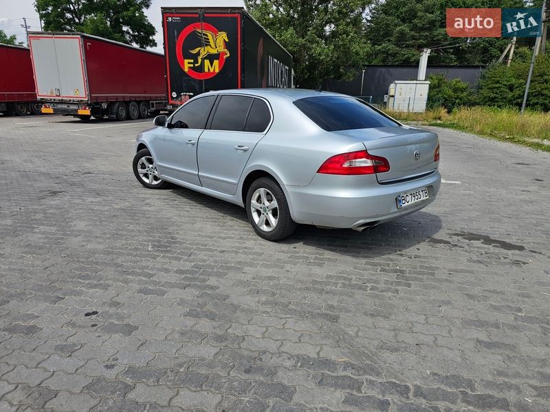 Ліфтбек Skoda Superb 2010 в Львові
