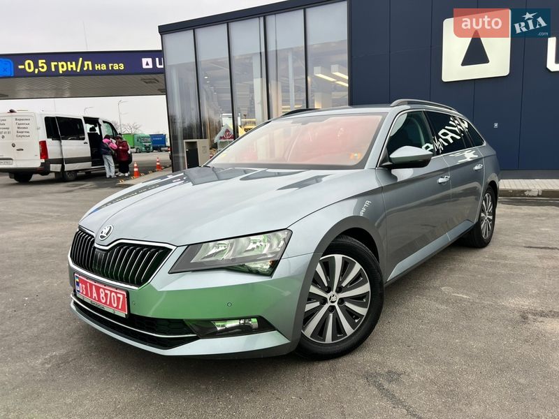 Универсал Skoda Superb 2017 в Ровно