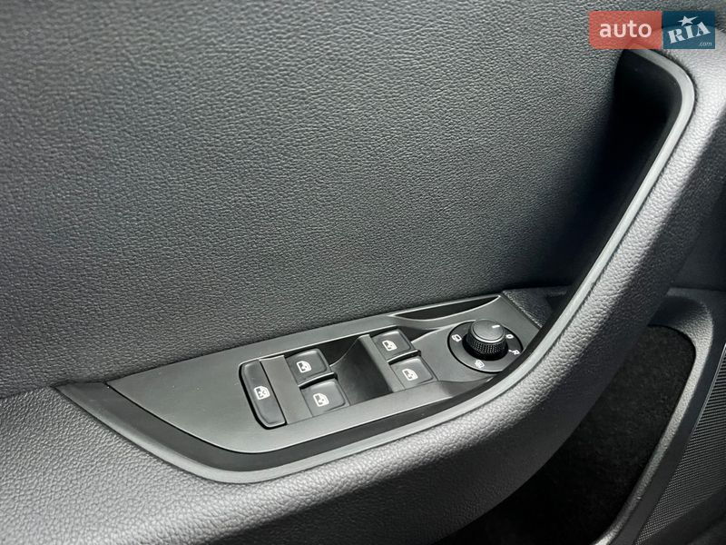 Универсал Skoda Superb 2017 в Ровно