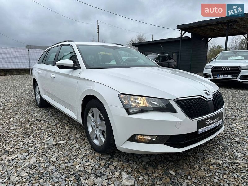 Універсал Skoda Superb 2016 в Івано-Франківську