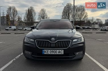 Лифтбек Skoda Superb 2017 в Днепре