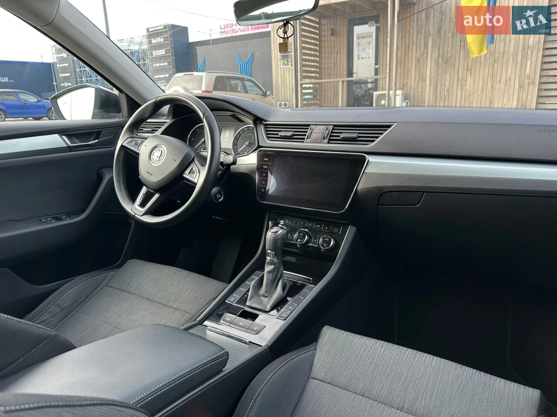 2017 Skoda Superb - мініатюра 45