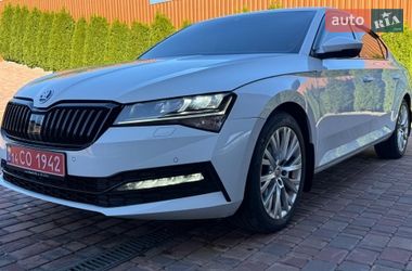 Лифтбек Skoda Superb 2023 в Ивано-Франковске