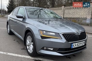 Лифтбек Skoda Superb 2015 в Виннице