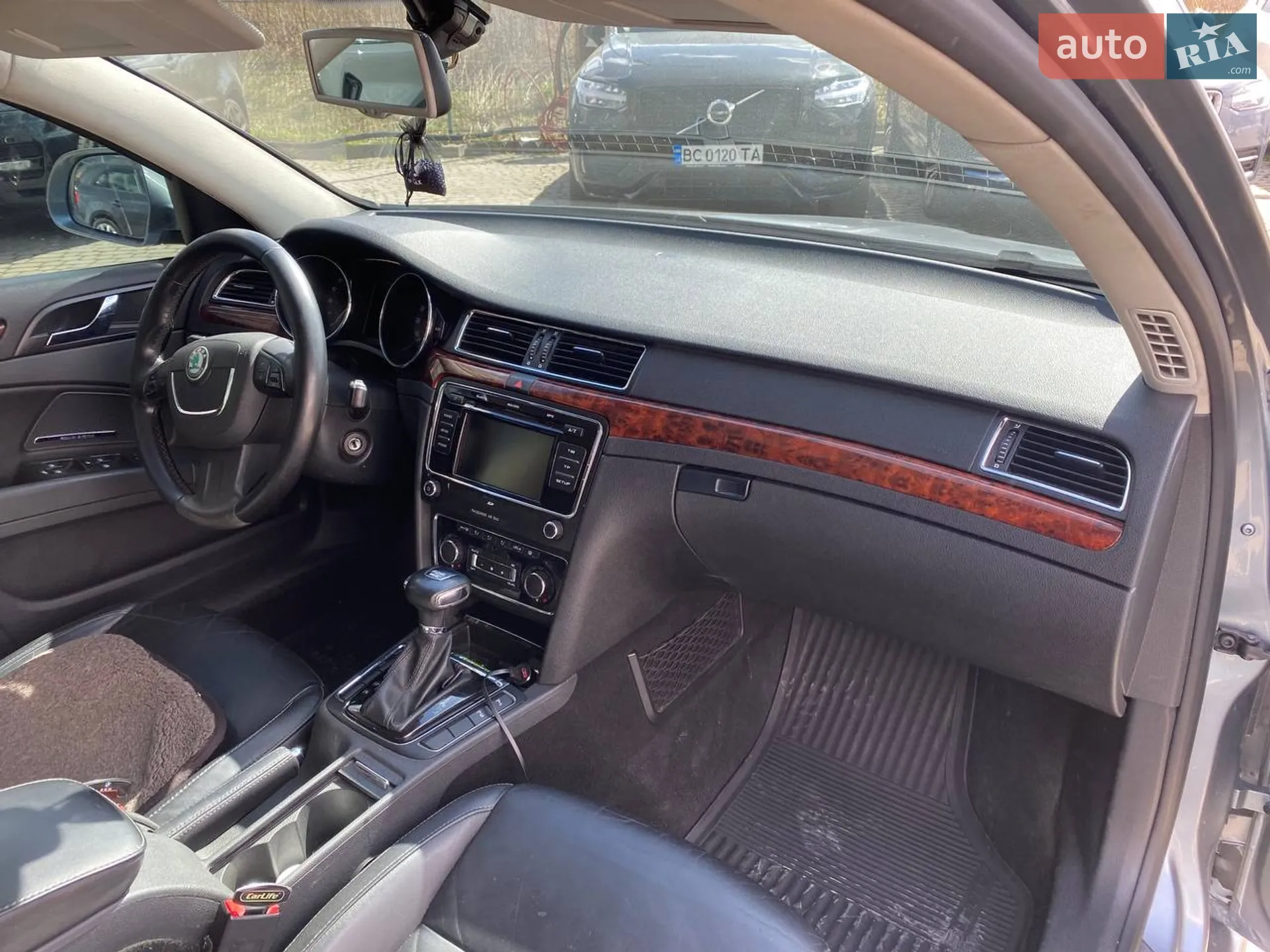 2012 Skoda Superb - мініатюра 8