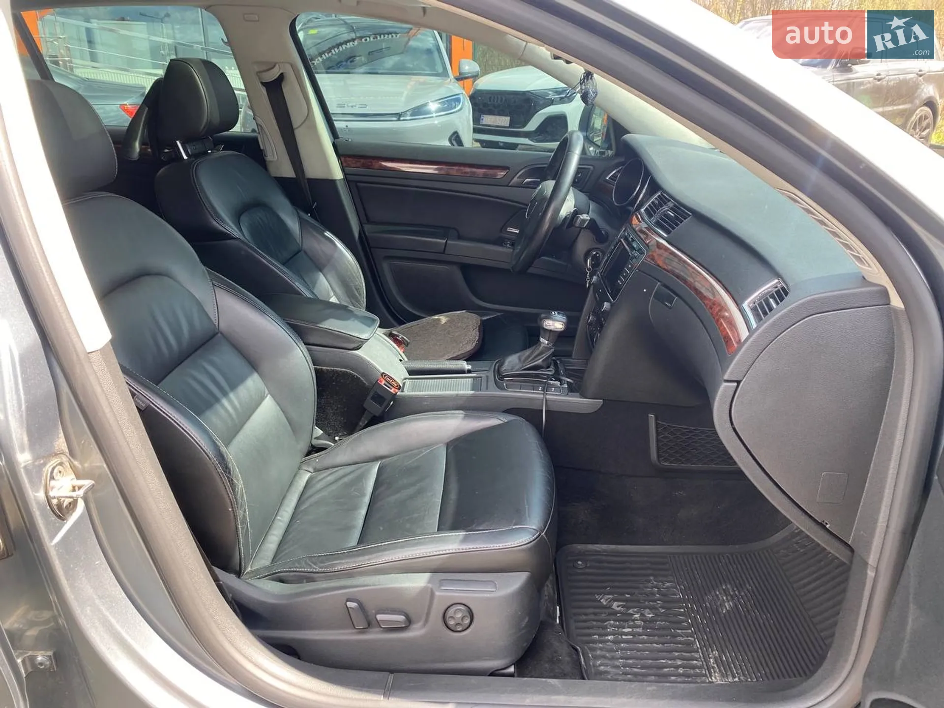 2012 Skoda Superb - мініатюра 24