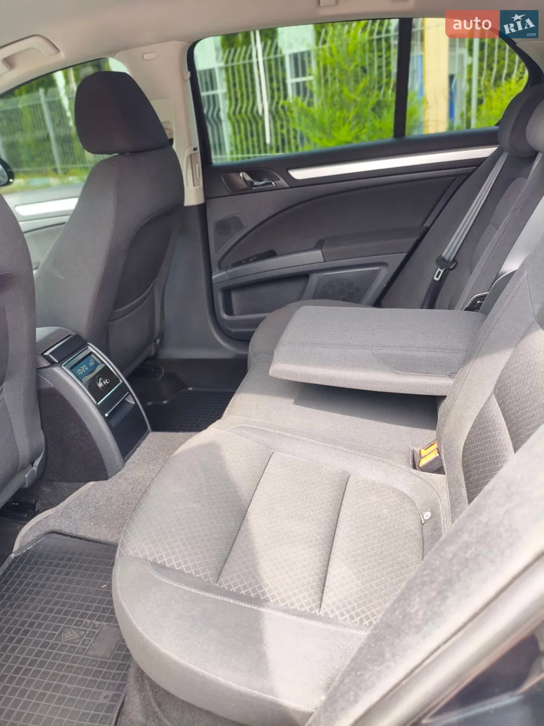 2013 Skoda Superb - мініатюра 19