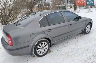 Лифтбек Skoda Superb 2006 в Конотопе