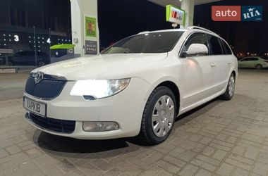 Универсал Skoda Superb 2011 в Харькове