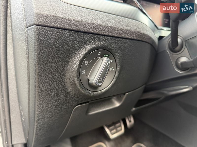 Универсал Skoda Superb 2021 в Киеве фото 34 Универсал Skoda Superb 2021 в Киеве