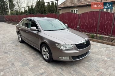 Ліфтбек Skoda Superb 2010 в Ужгороді