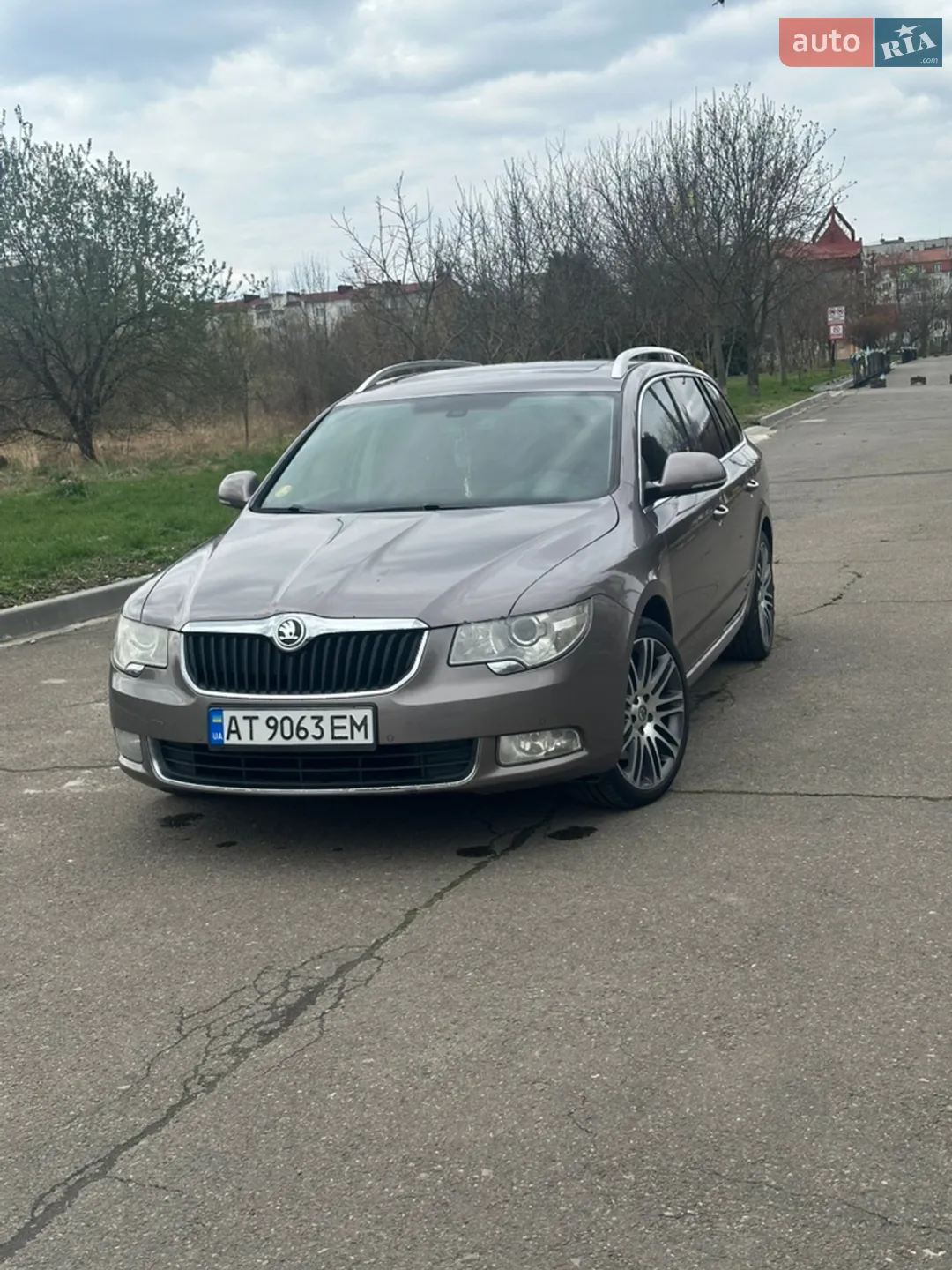 2010 Skoda Superb - мініатюра 22
