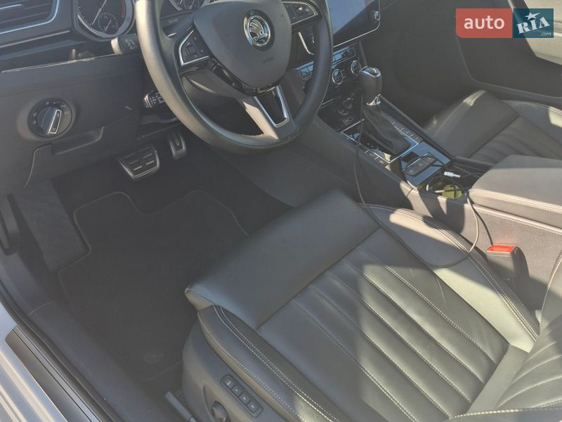 Універсал Skoda Superb 2020 в Києві
