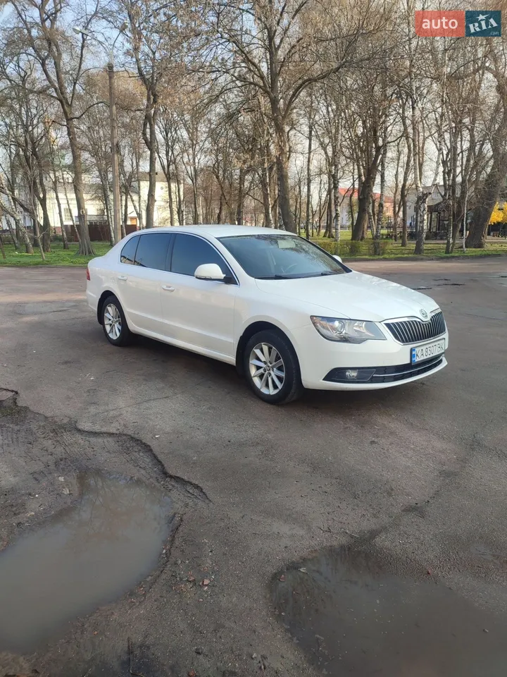 2013 Skoda Superb - мініатюра 12