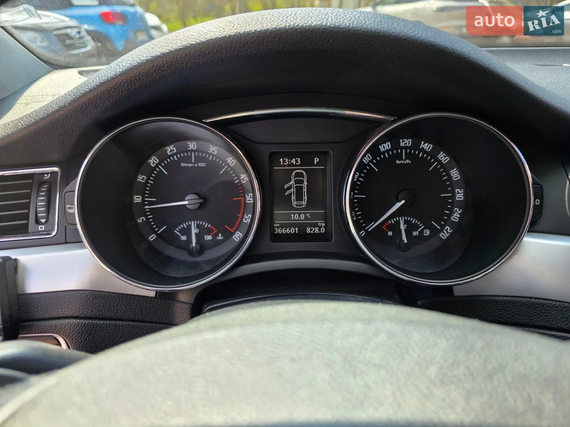 2010 Skoda Superb - мініатюра 3