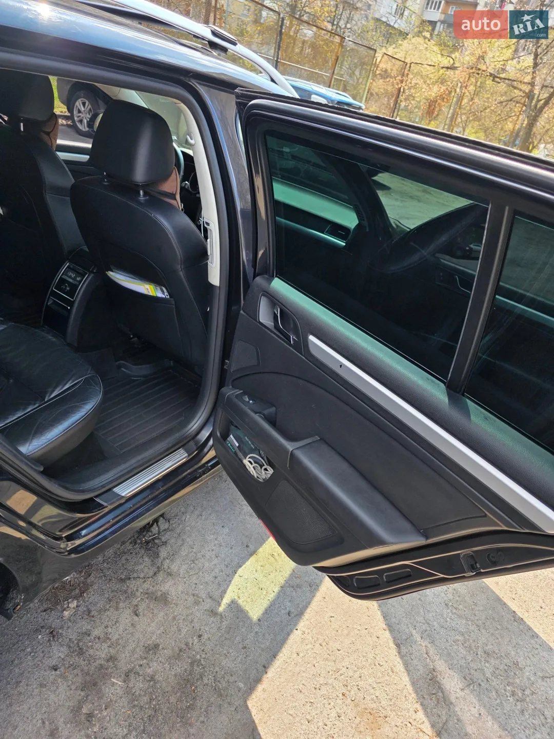 2010 Skoda Superb - мініатюра 9