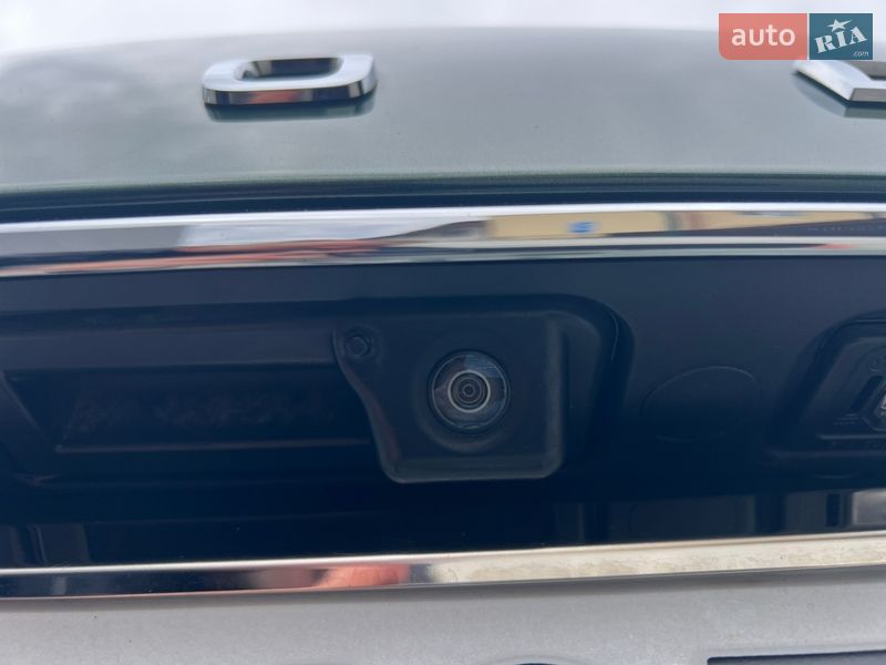 Універсал Skoda Superb 2020 в Ужгороді