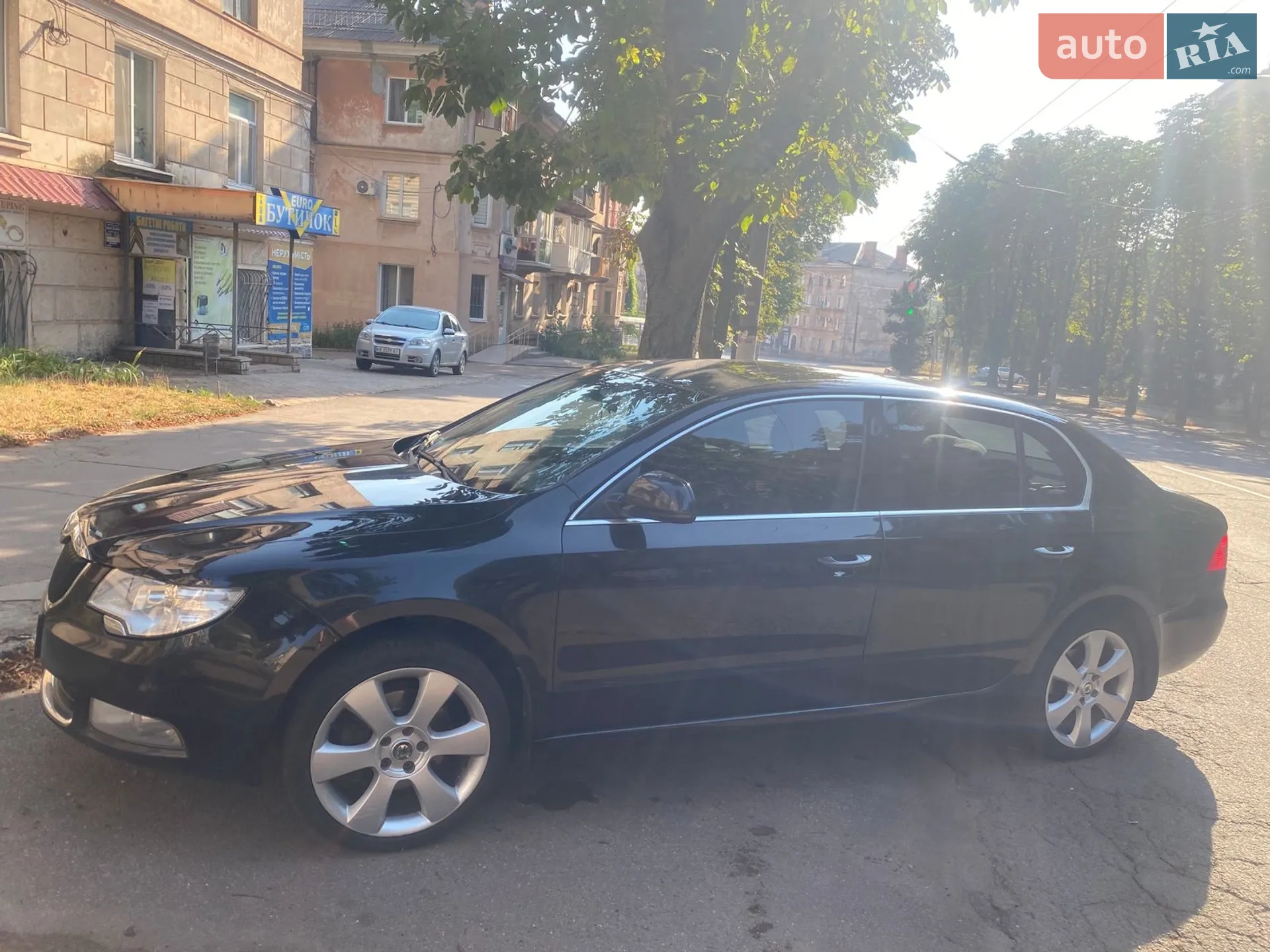 2011 Skoda Superb - фото 1