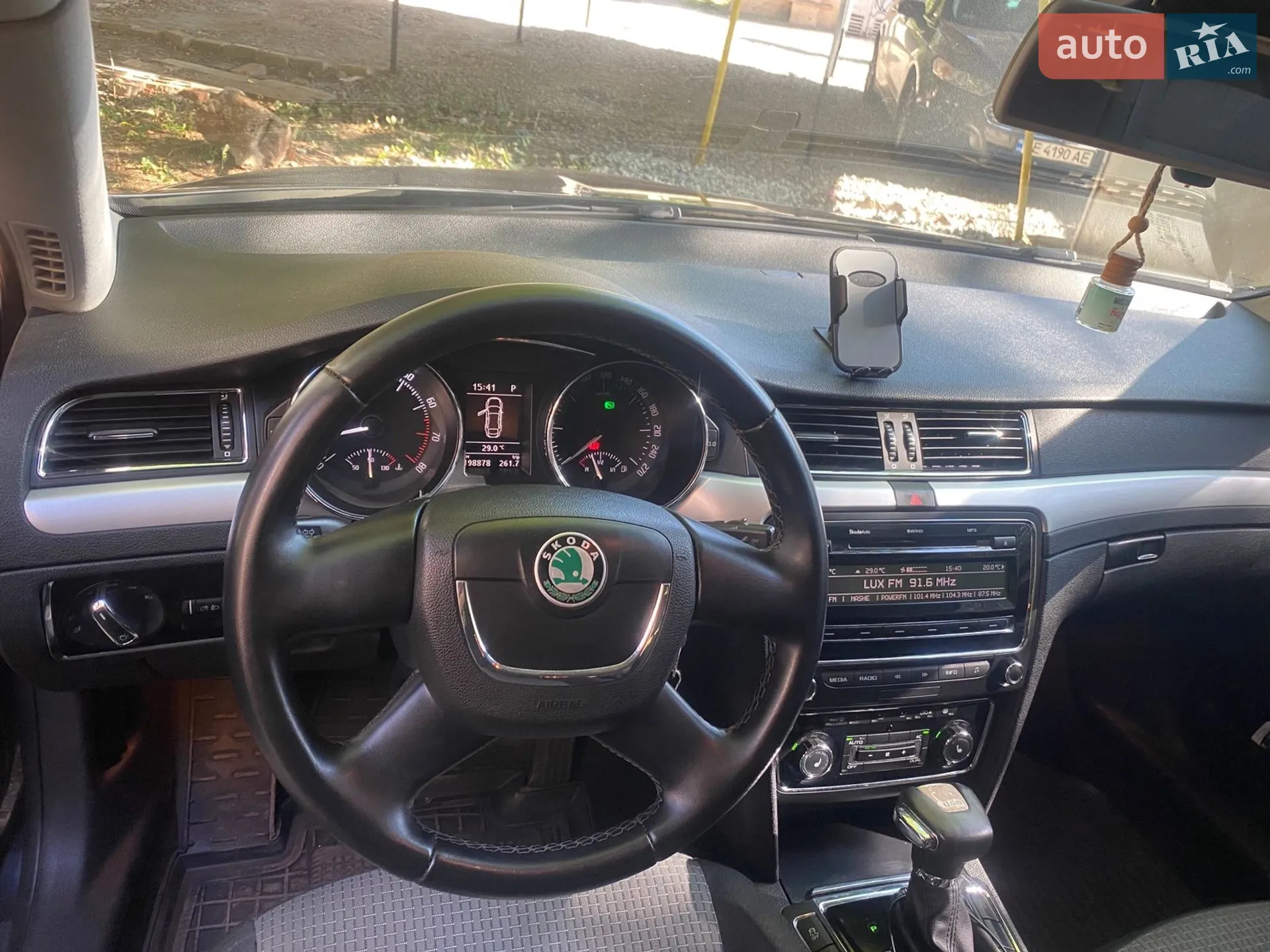 2011 Skoda Superb - мініатюра 7