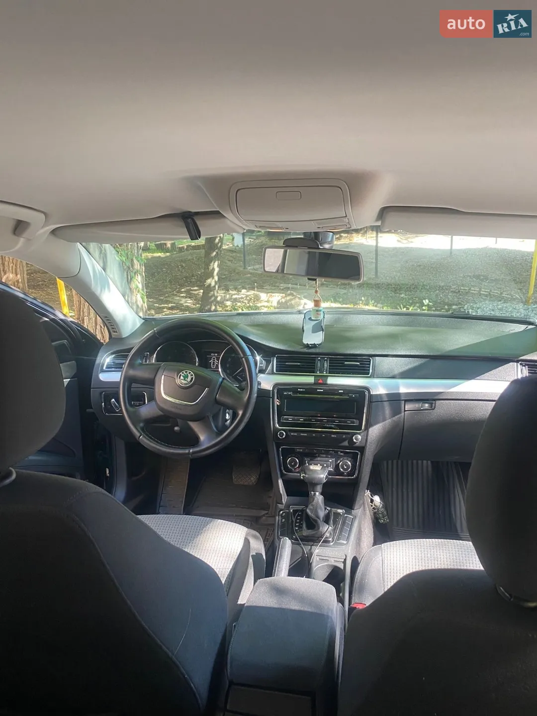 2011 Skoda Superb - мініатюра 11