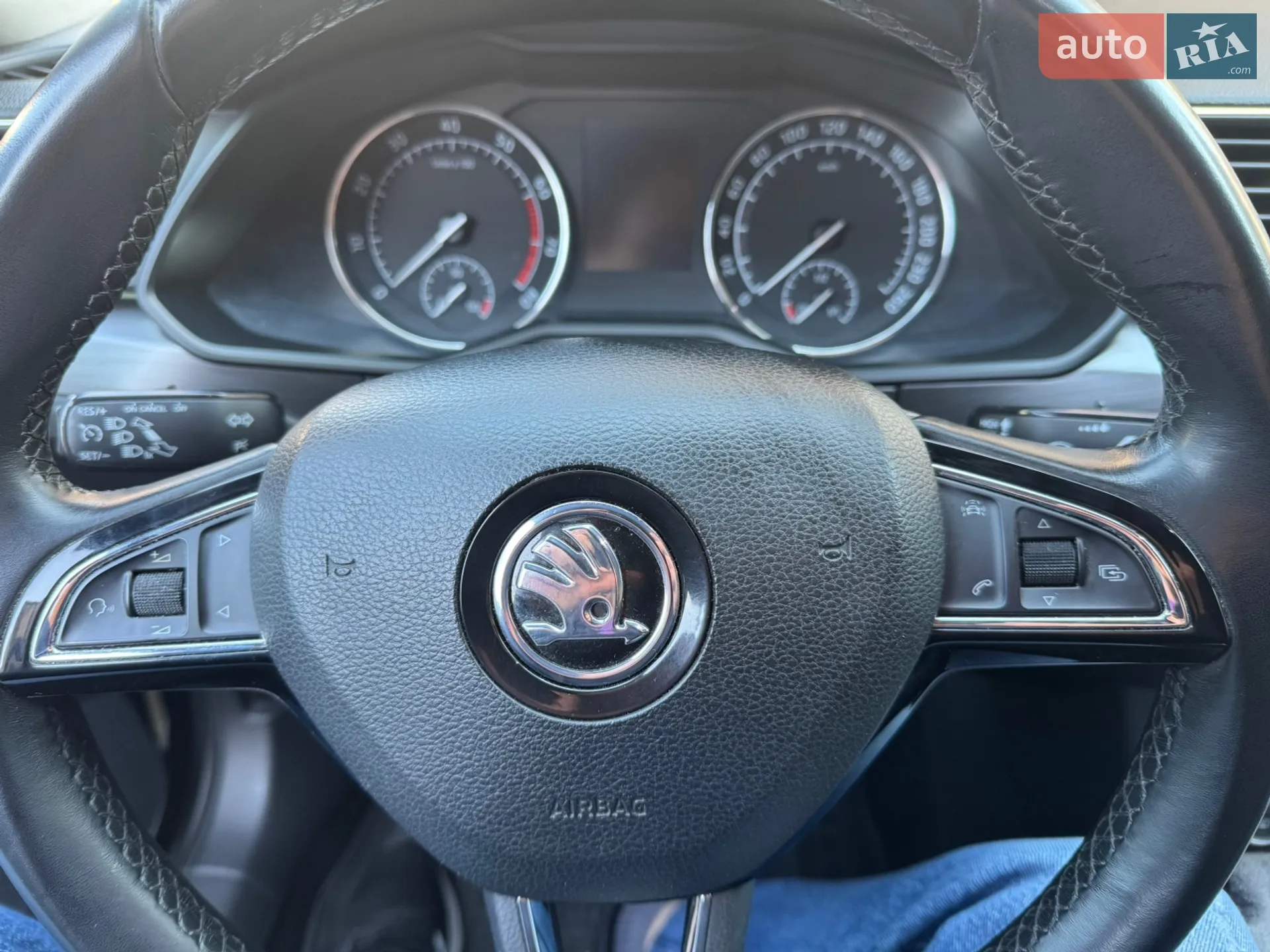 2017 Skoda Superb - мініатюра 19