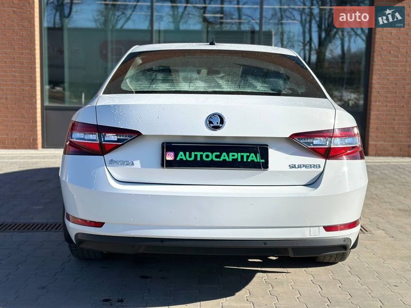 Ліфтбек Skoda Superb 2018 в Києві фото 10 Ліфтбек Skoda Superb 2018 в Києві