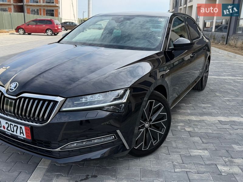 Ліфтбек Skoda Superb 2022 в Ужгороді