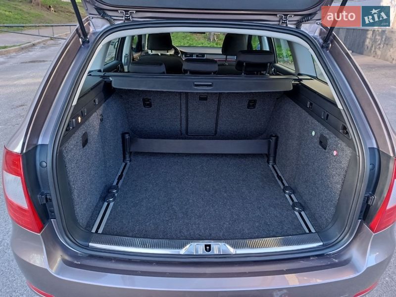 Універсал Skoda Superb 2012 в Києві фото 10 Універсал Skoda Superb 2012 в Києві