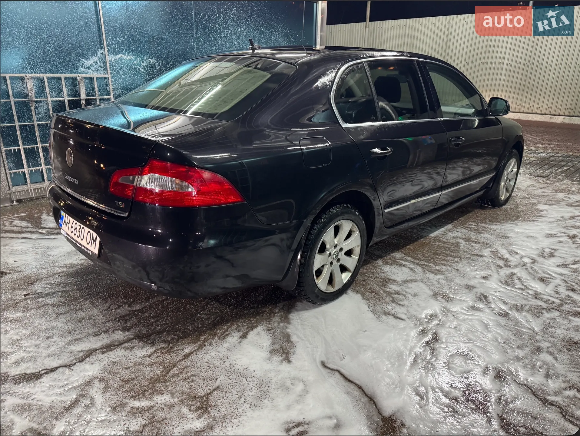 2010 Skoda Superb - мініатюра 3