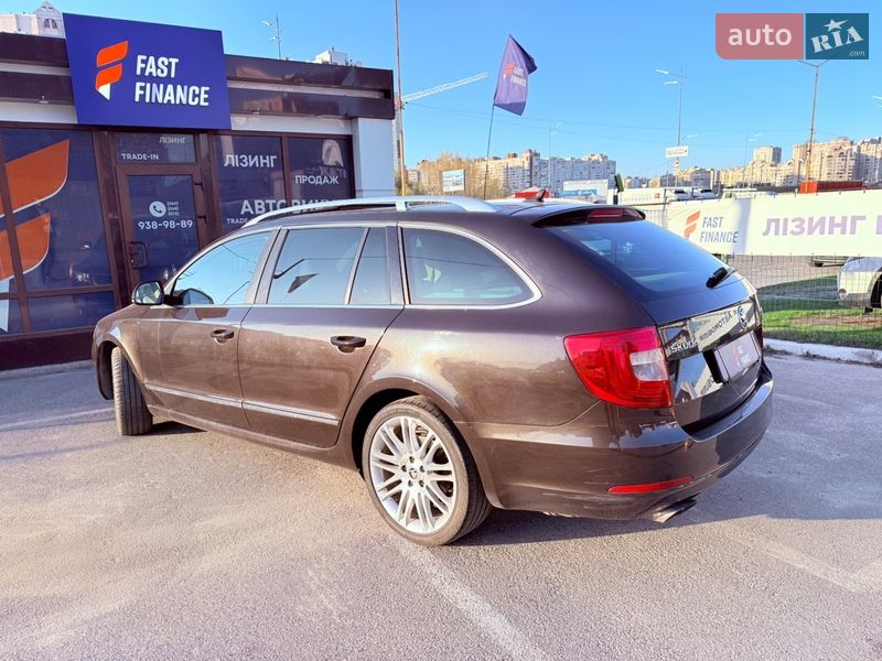 Универсал Skoda Superb 2013 в Киеве
