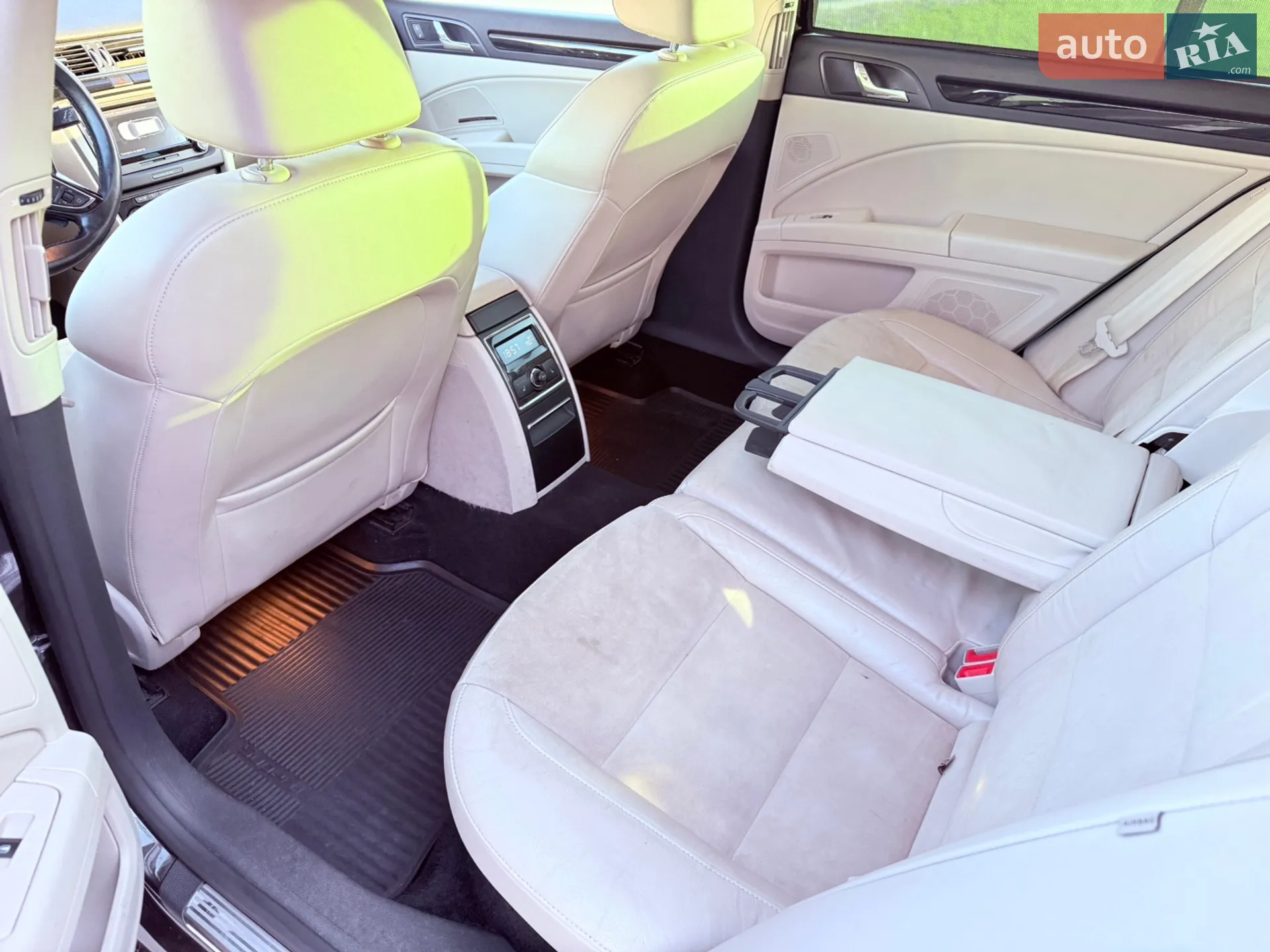2013 Skoda Superb - мініатюра 21