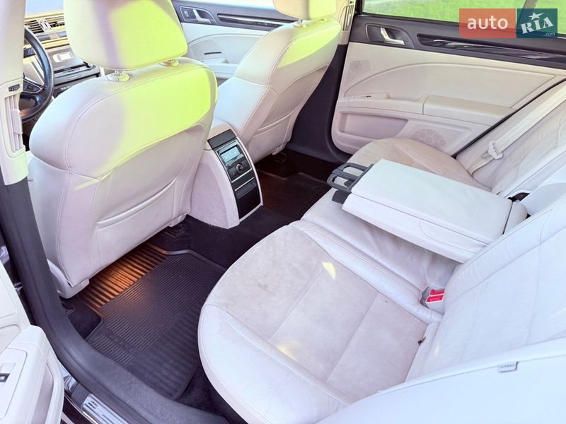 Универсал Skoda Superb 2013 в Киеве