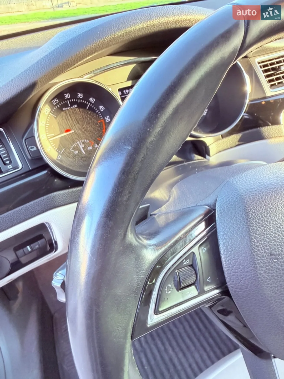 2013 Skoda Superb - мініатюра 33