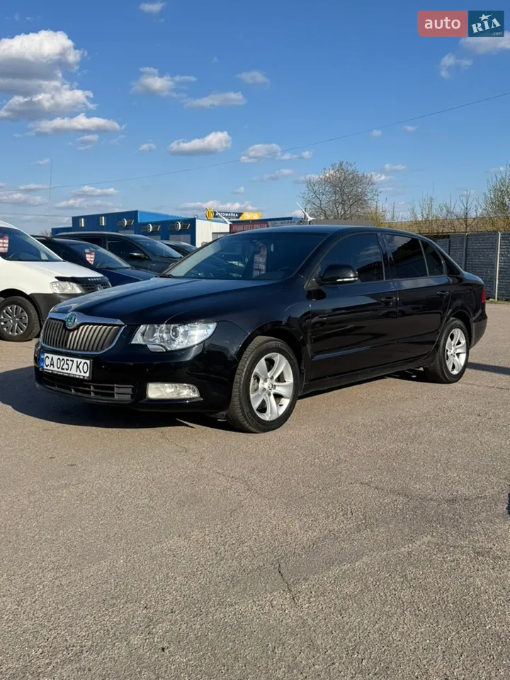 2011 Skoda Superb - мініатюра 11