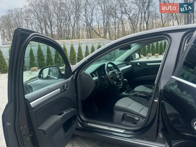 Ліфтбек Skoda Superb 2012 в Луцьку