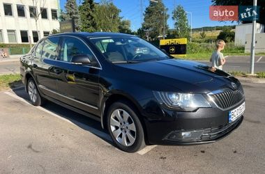 Ліфтбек Skoda Superb 2013 в Львові