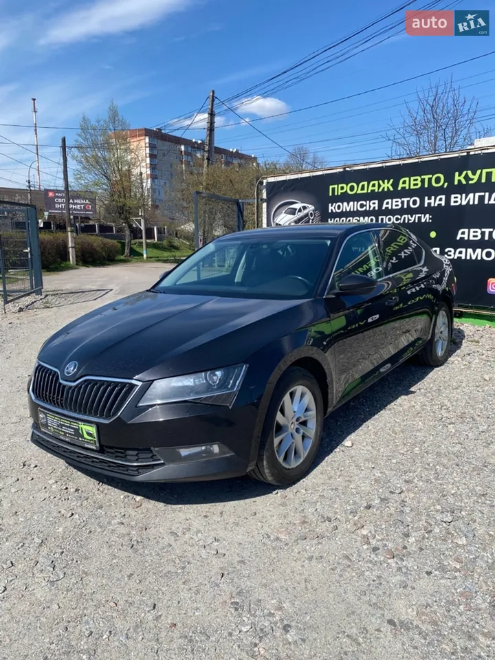 2019 Skoda Superb - мініатюра 16