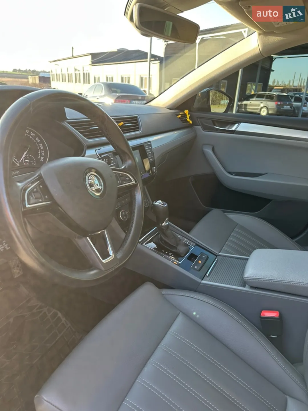 2016 Skoda Superb - мініатюра 12