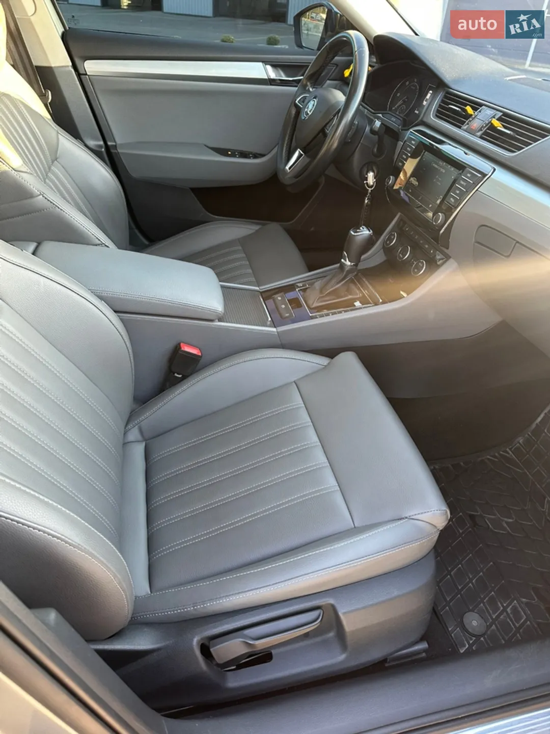 2016 Skoda Superb - мініатюра 13