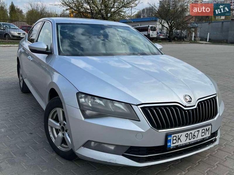 Skoda Superb 2016