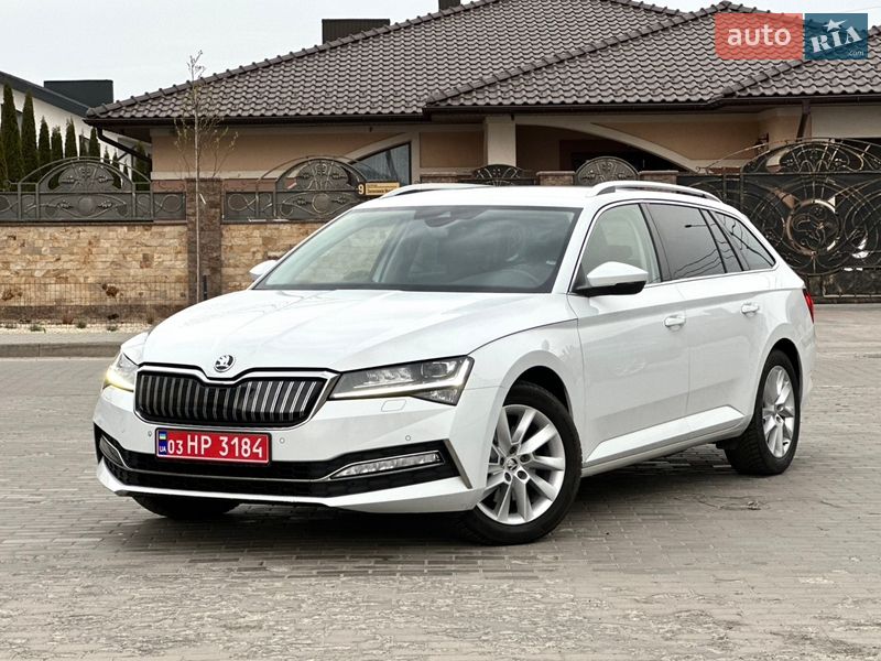 Skoda Superb 2021